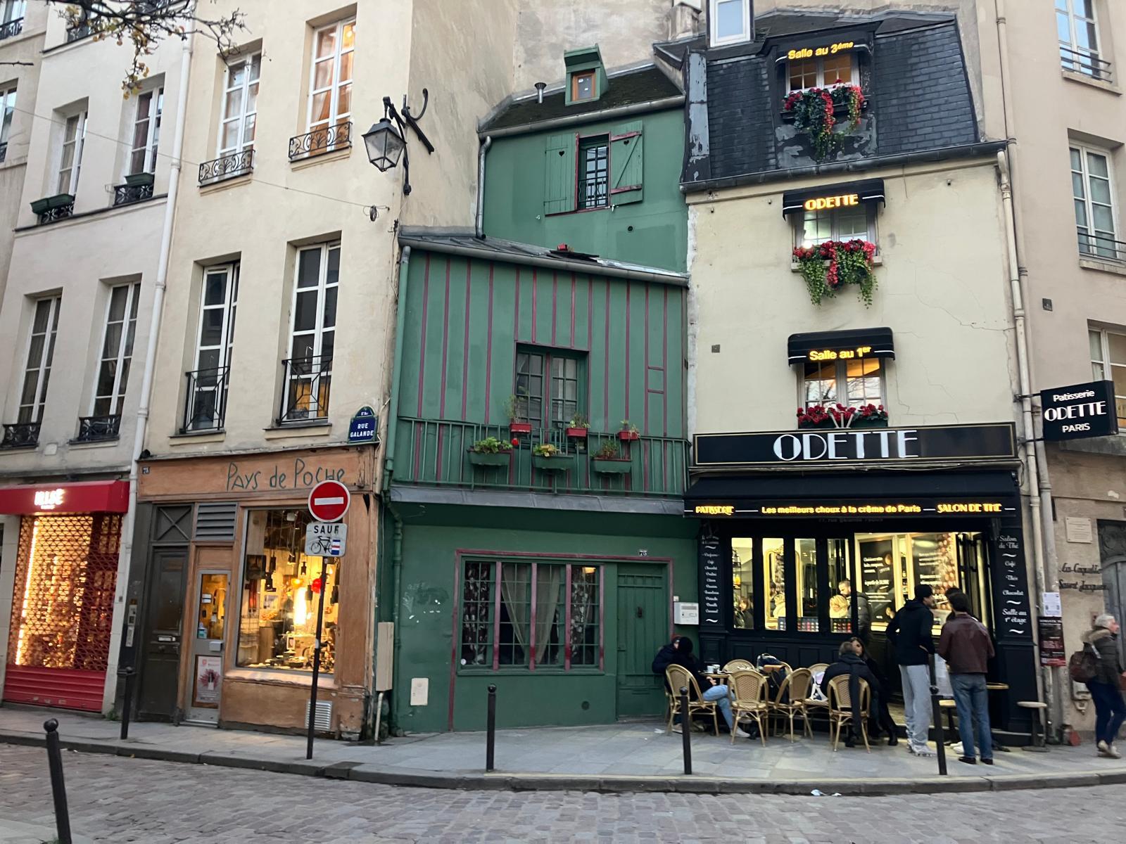 Latin Quarter Walking Tour with Tastings