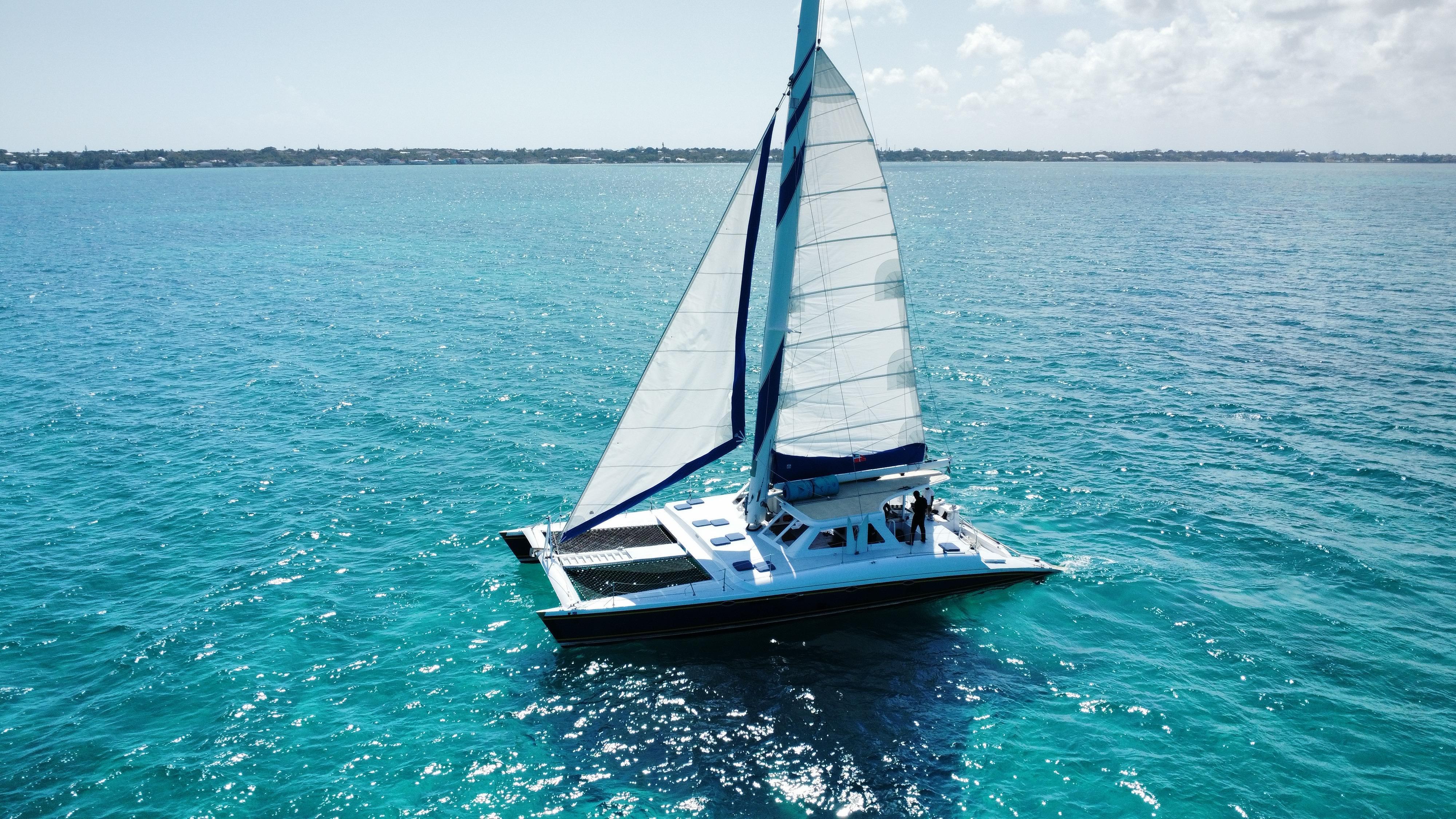 Bahamas Swimming Pigs, Snorkeling & Rum Cruise