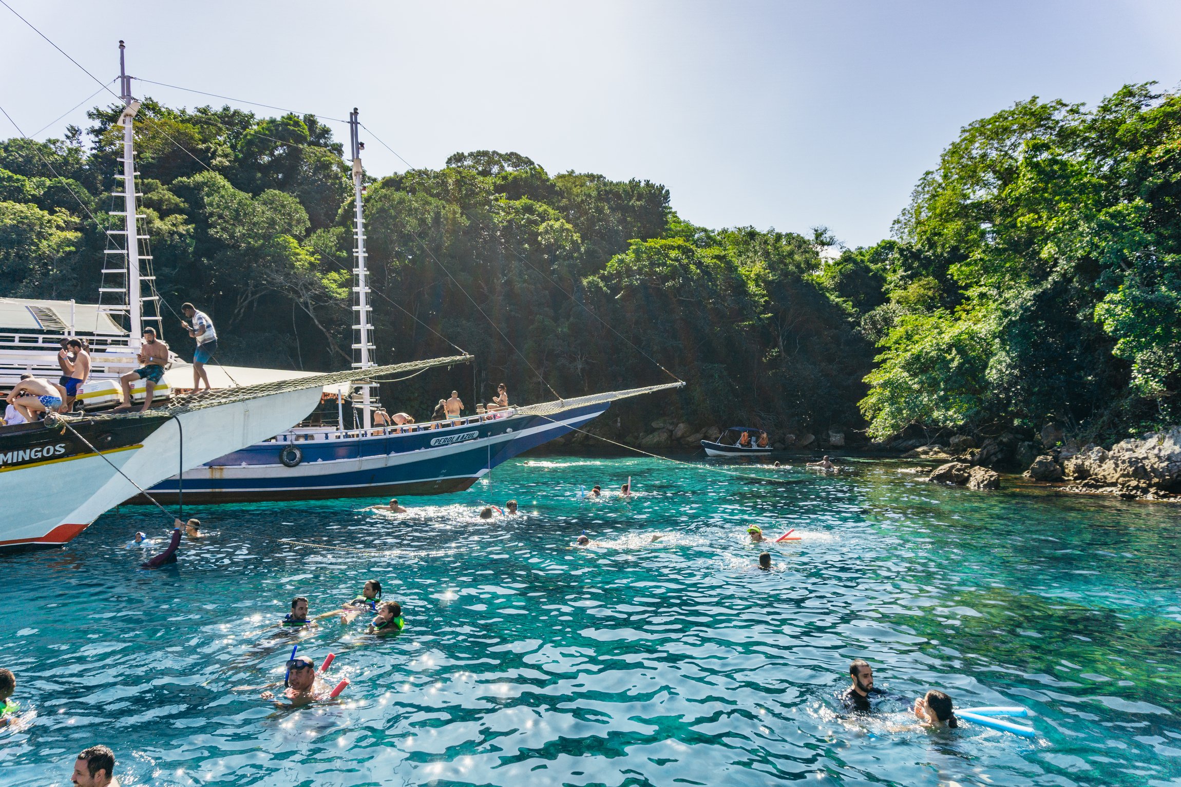 Angra dos Reis & Ilha Grande Boat Cruise with Lunch from Rio