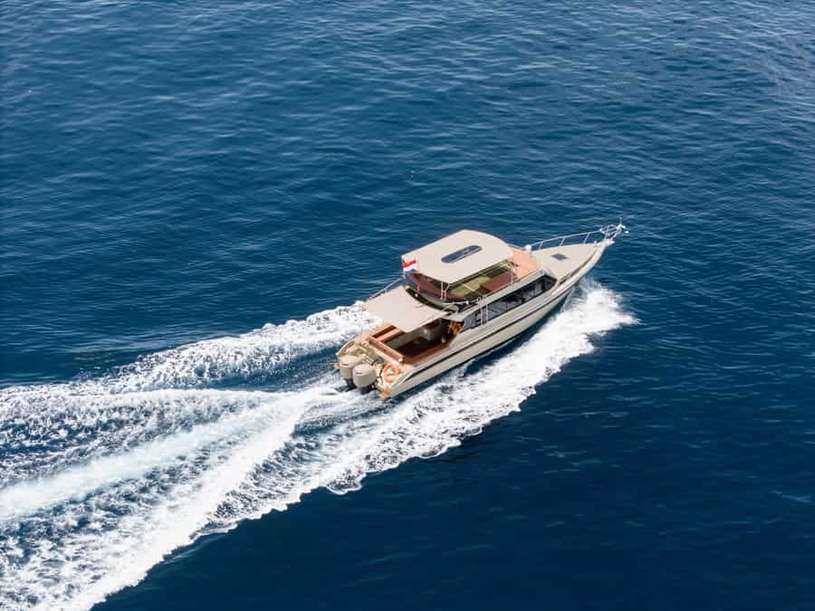 premium yacht Bali