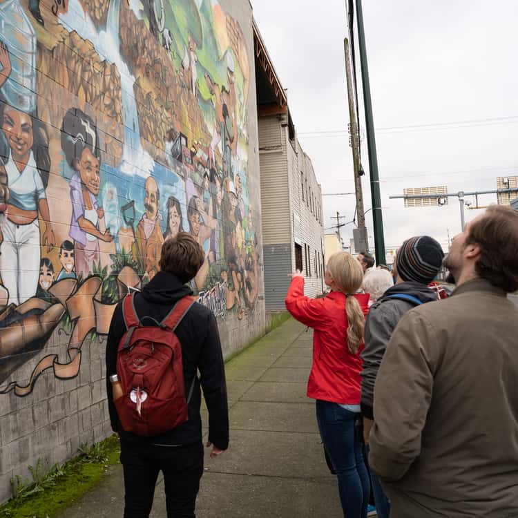 Calgary: Street Art & Craft Beer Tour with Tastings