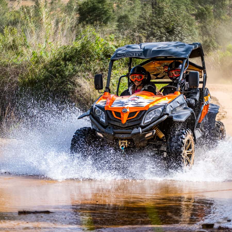 Een top Algarve tip is een buggy toer in de algarve. Een spannende activiteit tijdens je vakantie in de Algarve