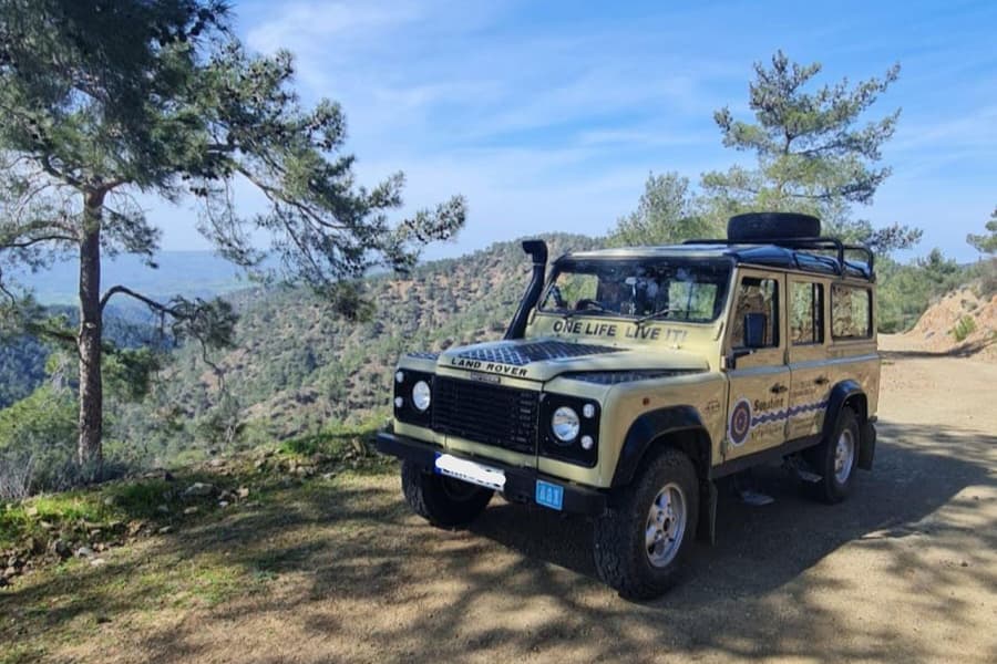 Troodos jeep tour with wine tasting