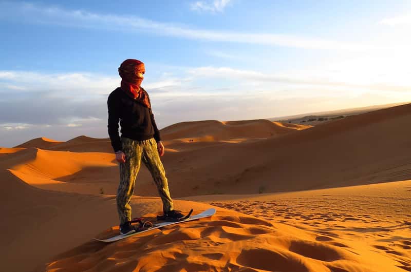 https://cdn.getyourguide.com/image/format%3Dauto%2Cfit%3Dcrop%2Cgravity%3Dcenter%2Cquality%3D60%2Cwidth%3D400%2Cheight%3D265%2Cdpr%3D2/tour_img/64307b7dbc674.jpeg