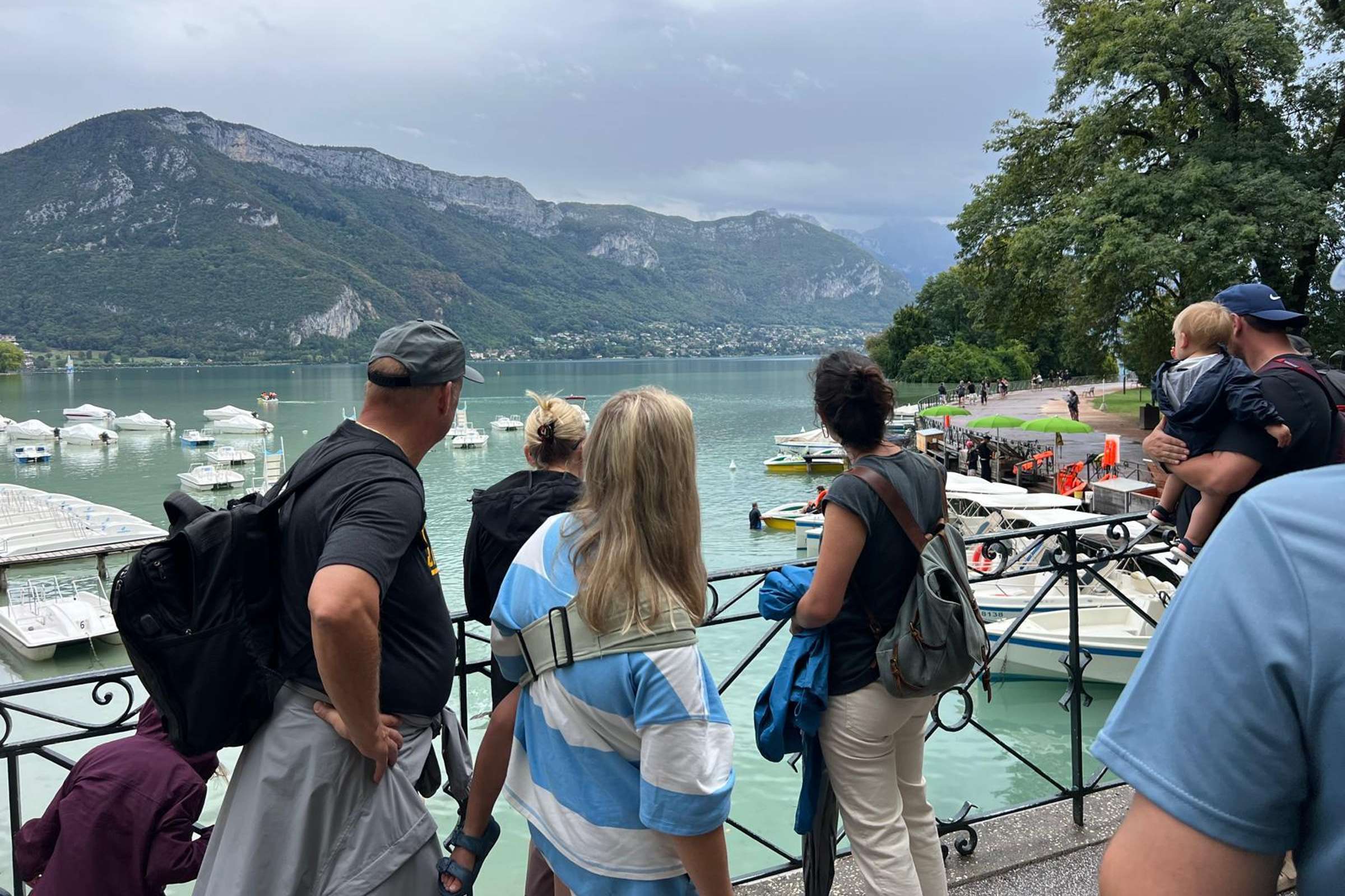 Annecy: visite guidée à pied de la vieille ville et croisière panoramique sur le lac