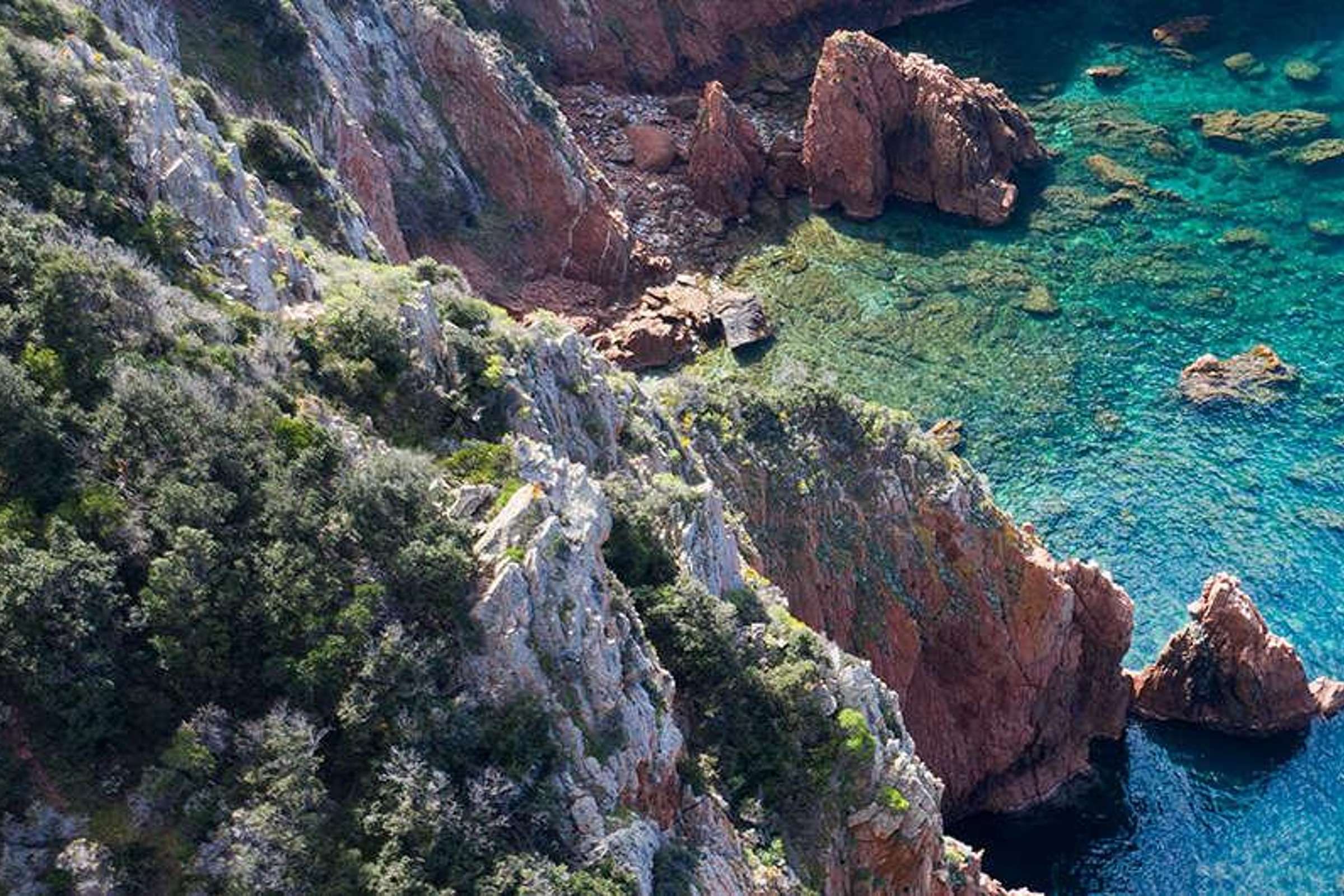 Ajaccio: Scandola - Girolata - Calanques de Piana - Capo Rosso