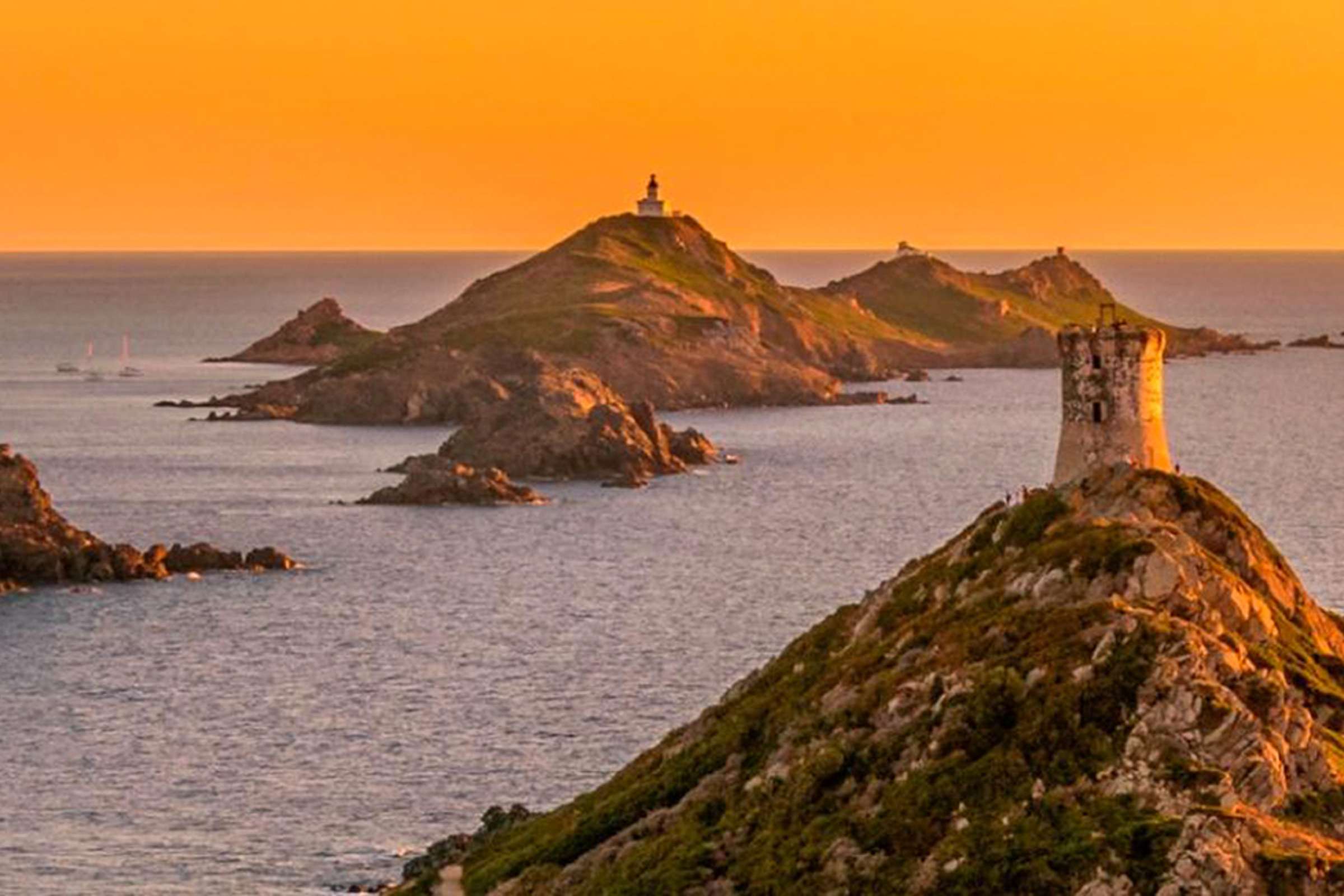 Au départ d'Ajaccio : excursion en bateau dans les îles Sanguinaires avec apéritif