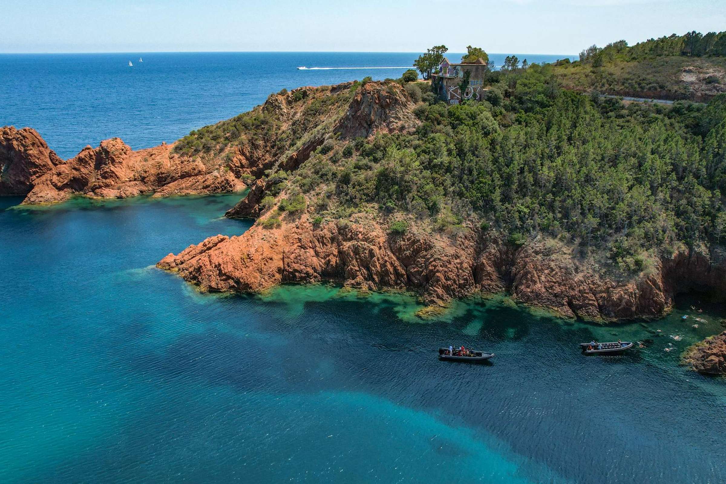Cannes: excursion en bateau dans la réserve naturelle des calanques d'Estérel
