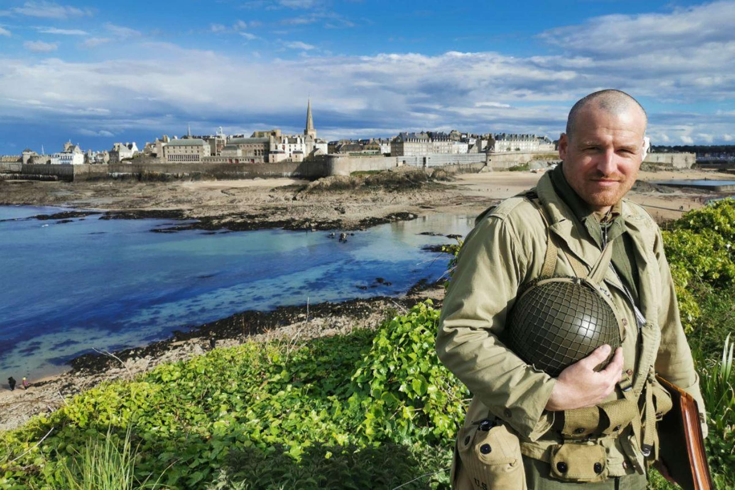 Saint-Malo 1944 : Sous les cendres, la liberté