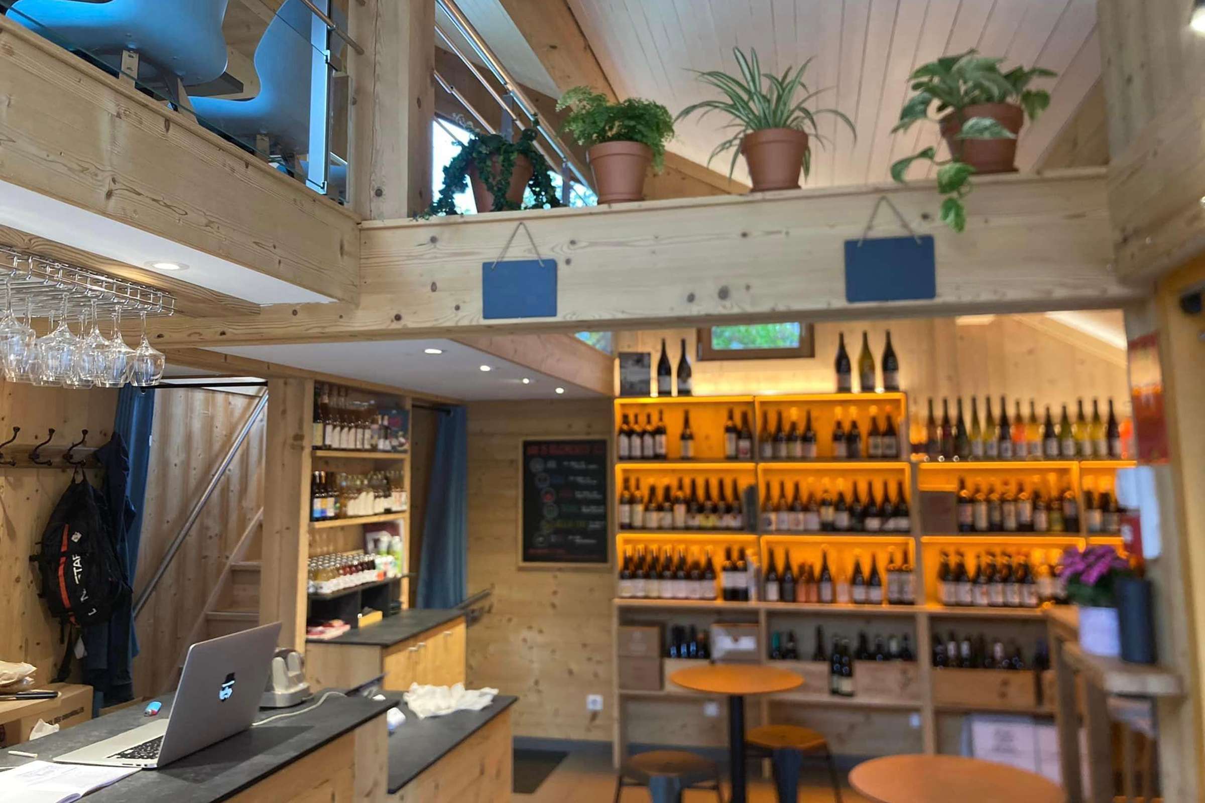 Dégustation de vins, fromages et charcuterie