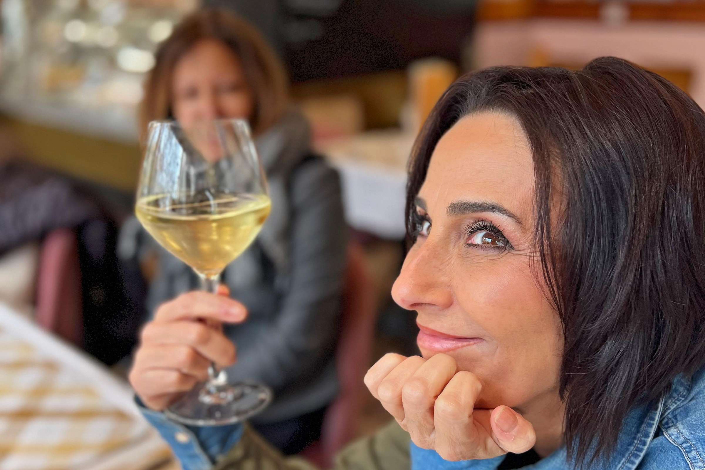 Avignon : visite guidée du quartier historique avec dégustation de vins et de mets