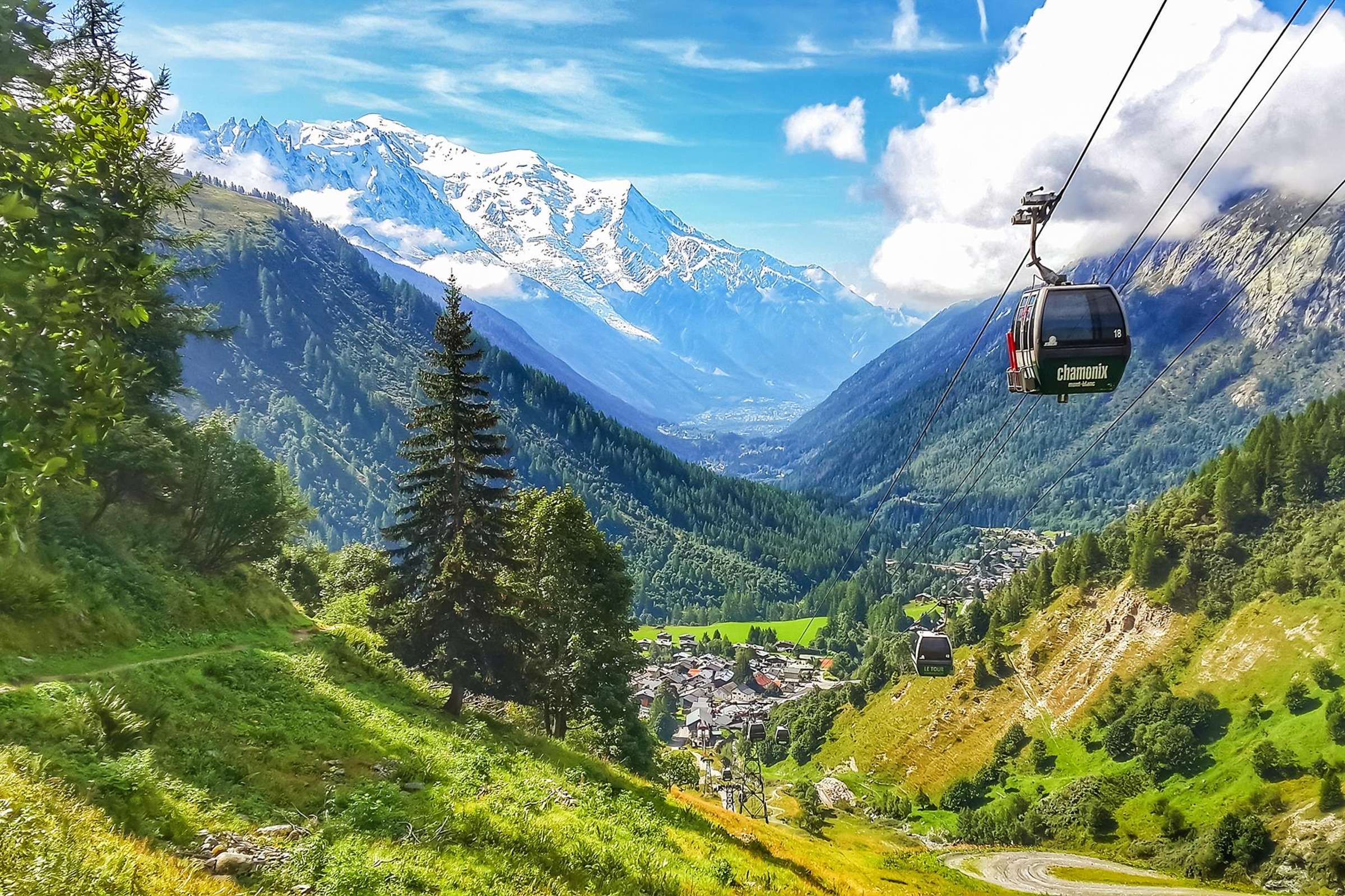 Visite en bus panoramique avec toit en verre à Chamonix et au Mont-Blanc depuis Genève