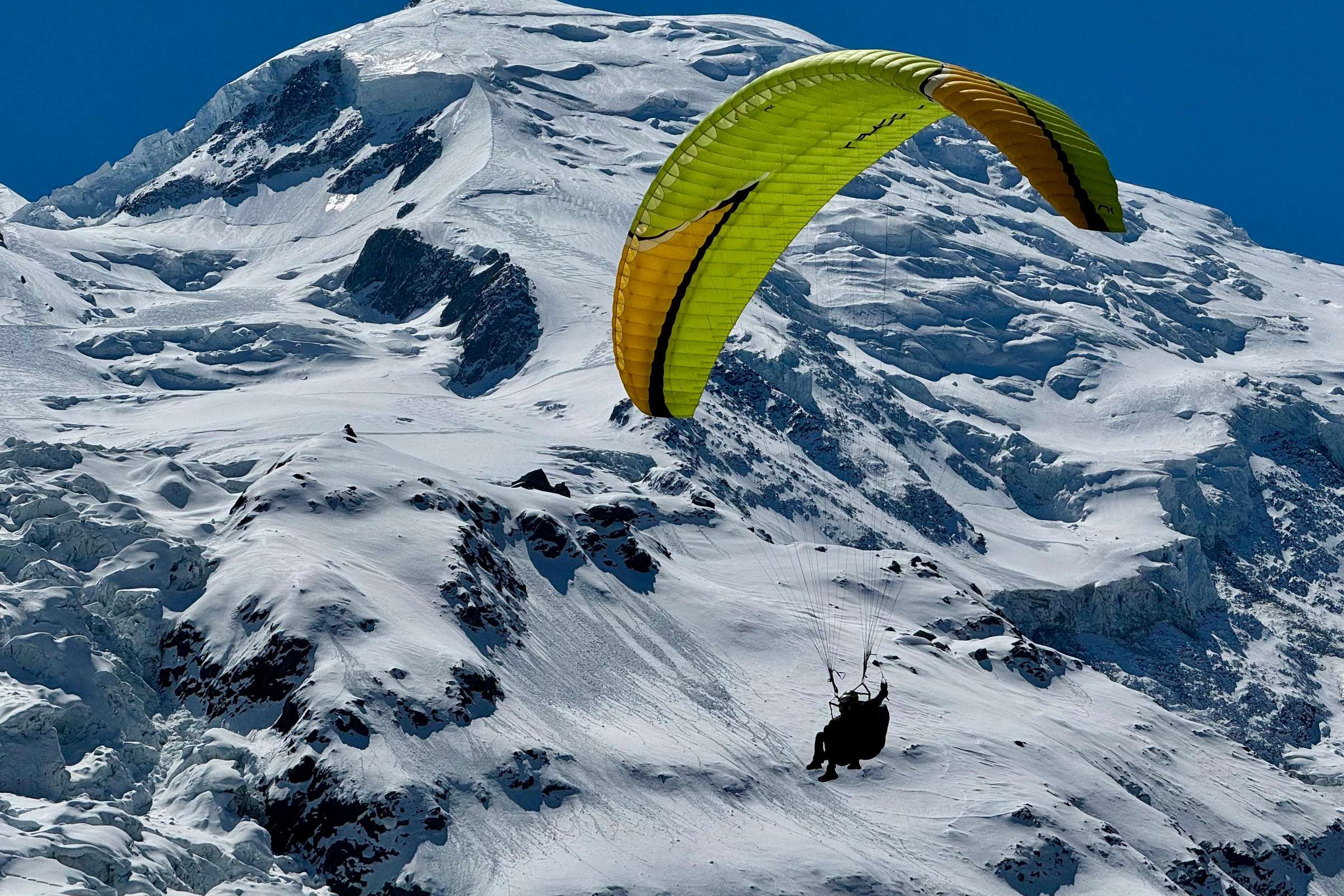 Chamonix : Vol en parapente tandem face au Mont-Blanc