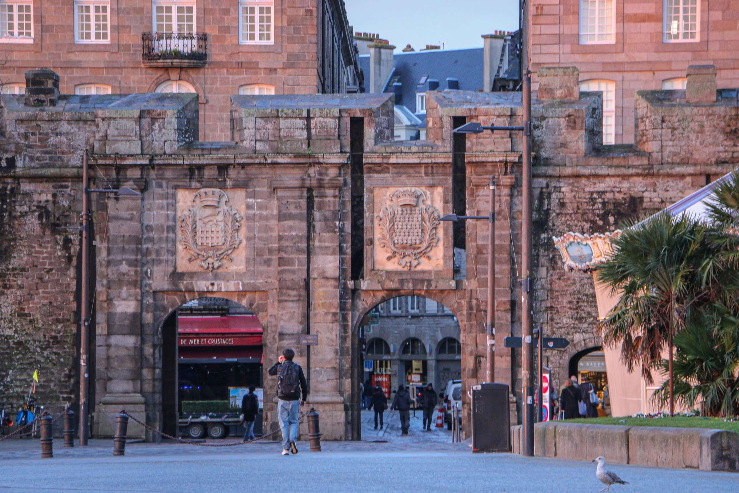 Balade guidée à vélo de 3h à Saint-Malo entre ville et littoral