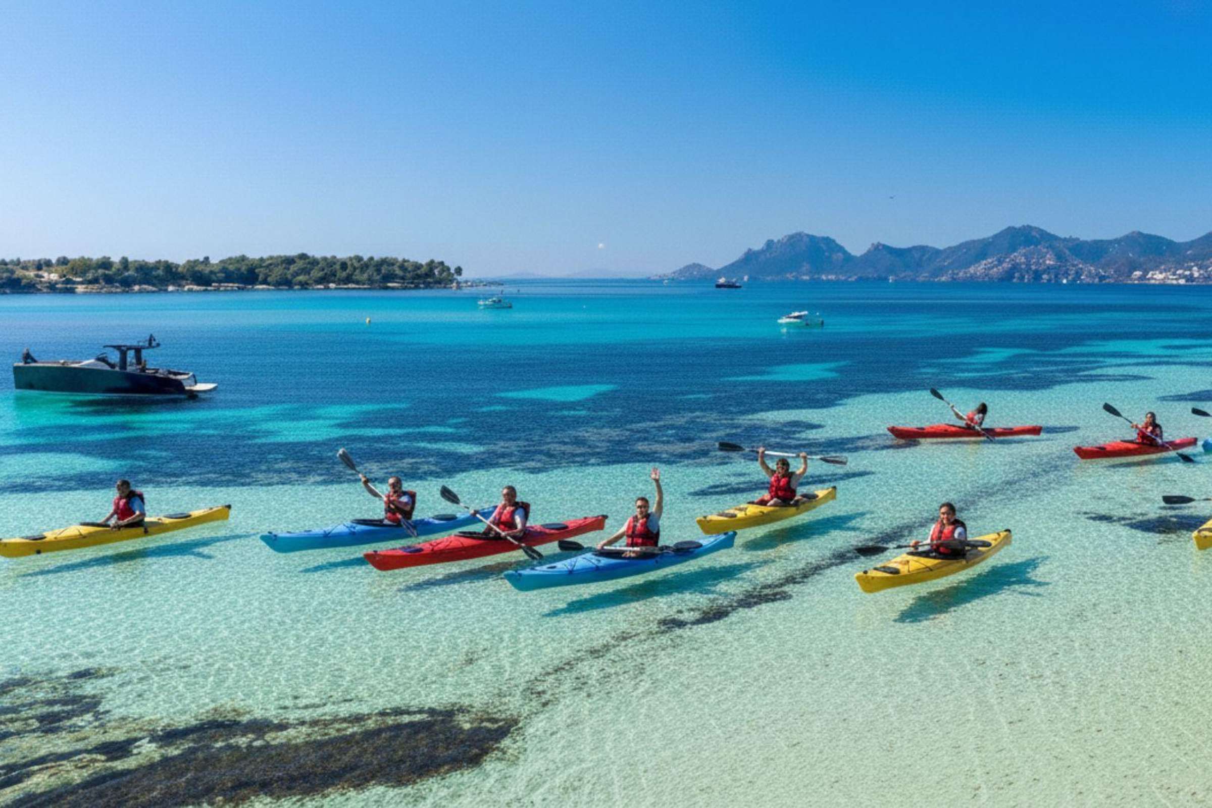 Cannes : Aventure kayak aux Îles de Lérins, snorkeling, pique-nique, apéro