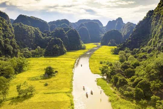 Ninh Binh, Tam Coc, Mua Cave & Hoa Lu with cycling