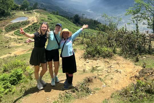Sapa 2-Day Trekking & 1-Night Homestay with Local People