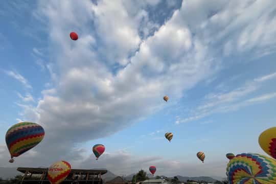 Vangvieng Climbing & Ballon Area