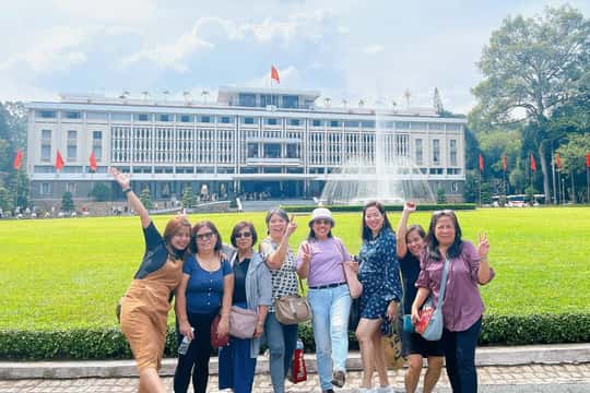 Quick Escape: Ho Chi Minh: War Remnants Museum & Independence Palace Tour
