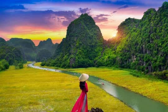 Featured tour with 13 reviews: Ninh Binh Day Tour Hoa Lu Trang An Mua Cave Small Group