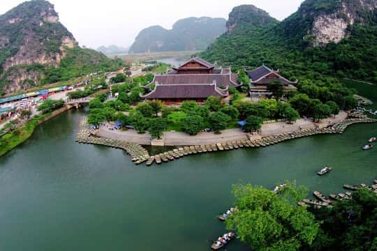 Featured tour with 21 reviews: Trang An & Bai Dinh Pagoda Full-Day Private Tour