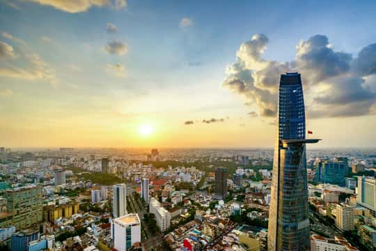 Bitexco Financial Tower: Saigon Sky Deck – Fast Track Ticket