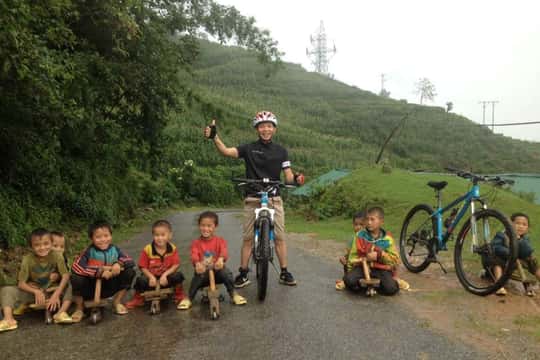 Sapa Bike Tour to Muong Hoa Valley and Local Life Experience