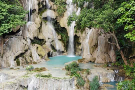 Cruise to Pak Ou Caves & Kuang Si Waterfalls