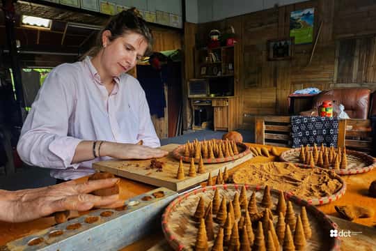 Sapa Herbal Incense Handicraft-Making Workshop Private Tour