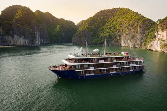 2-Day Halong and Lan Ha Bay La Pandora Cruise