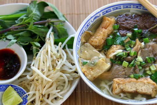 Featured tour with 94 reviews: Hoi An/Da Nang: Vegetarian Cooking Class & Basket Boat Ride
