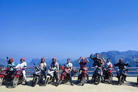 Luxury Tour: Ha Giang Loop 4-Day Motorbike Tour