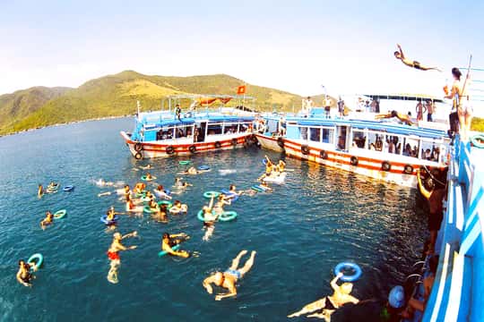 Featured tour with 9 reviews: Full of 3-Days Discovery Nha Trang Top Site