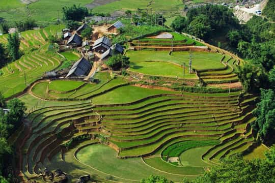 Featured tour with 19 reviews: 2-Day Sapa Tour – Overnight in Ta Van Village (All in One)