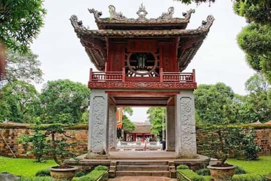 Featured tour with 11 reviews: Hanoi Full-Day City Group Tour with Lunch and Guide