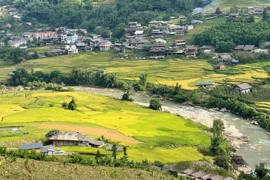 Motorbike Adventure in Sapa: Cat Cat, Sin Chai & Iconic View