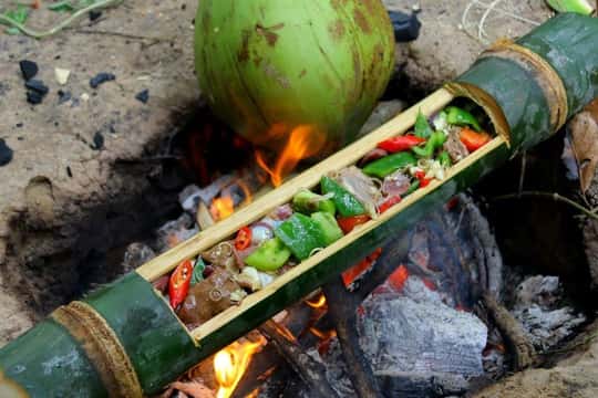 Featured tour with 3 reviews: Bamboo Forest Cooking-class & Farm Visit