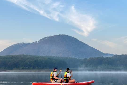 Sunrise or Sunset SUP/Kayak on Tuyen Lam Lake