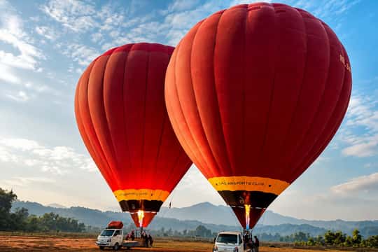 Long-tail Boat Ride & Balloon Flight