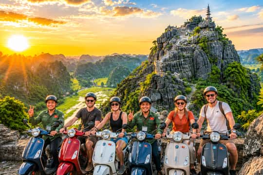 Featured tour with 12 reviews: Ninh Binh Sunset & Night Tour: Mua Cave, Bich Dong, Hoa Lu