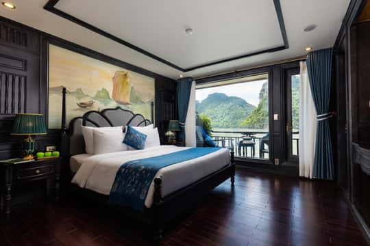 2-Day Ha Long, Lan Ha Bay 5-Star Cruise with Balcony