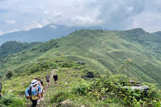 Sapa: 1-Day Trek to Mountain, Local Villages & Rice Terraces