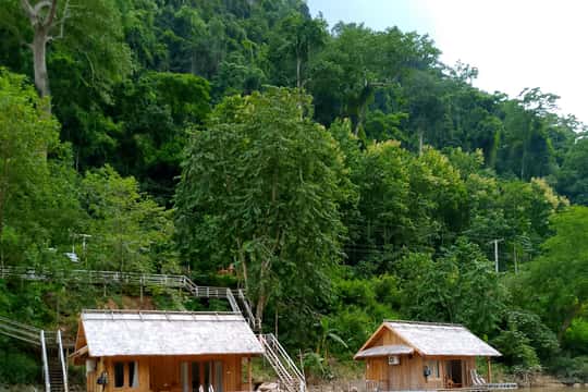Nongkhiaw boat trip to Muang Ngoi