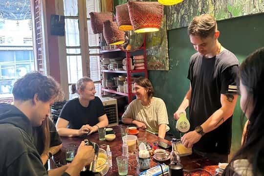 Quick Escape: Make 6 Iconic Coffees in a Heritage Home with Locals