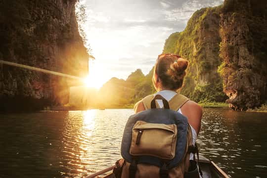 Featured tour with 28 reviews: Hoa Lu, Hang Mua Hike, Tam Coc Boat, and Lunch
