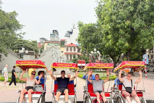 Featured tour with 12 reviews: Old Quarter Cyclo Tour with a Unique Experience