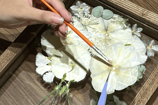 Featured tour with 9 reviews: Dried Flower Art Workshop in Saigon