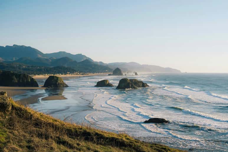A coastal view of Cannon Beach in Oregon.