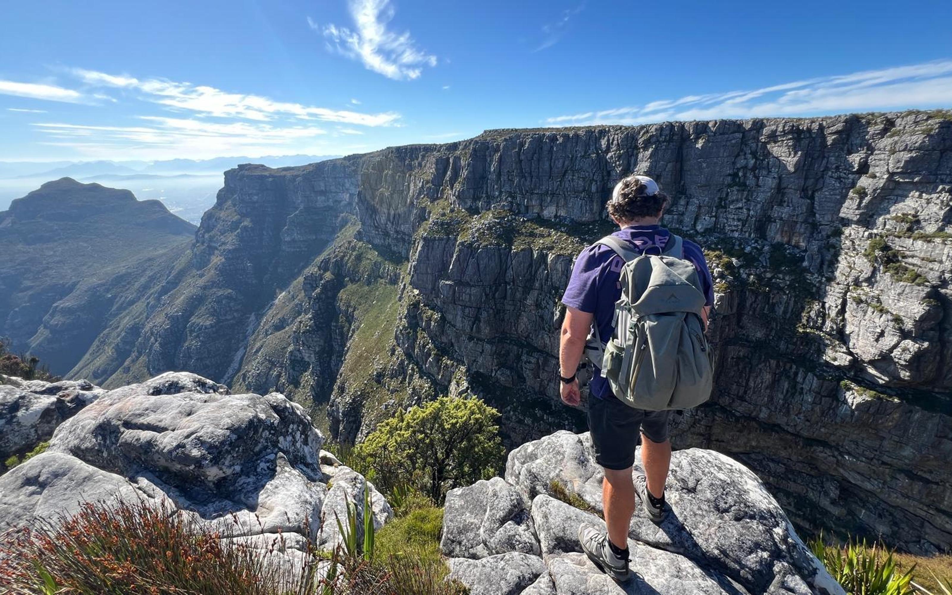 Cape Town: Table Mountain Guided Hike via Platteklip Gorge - 2026 (Verified Reviews)