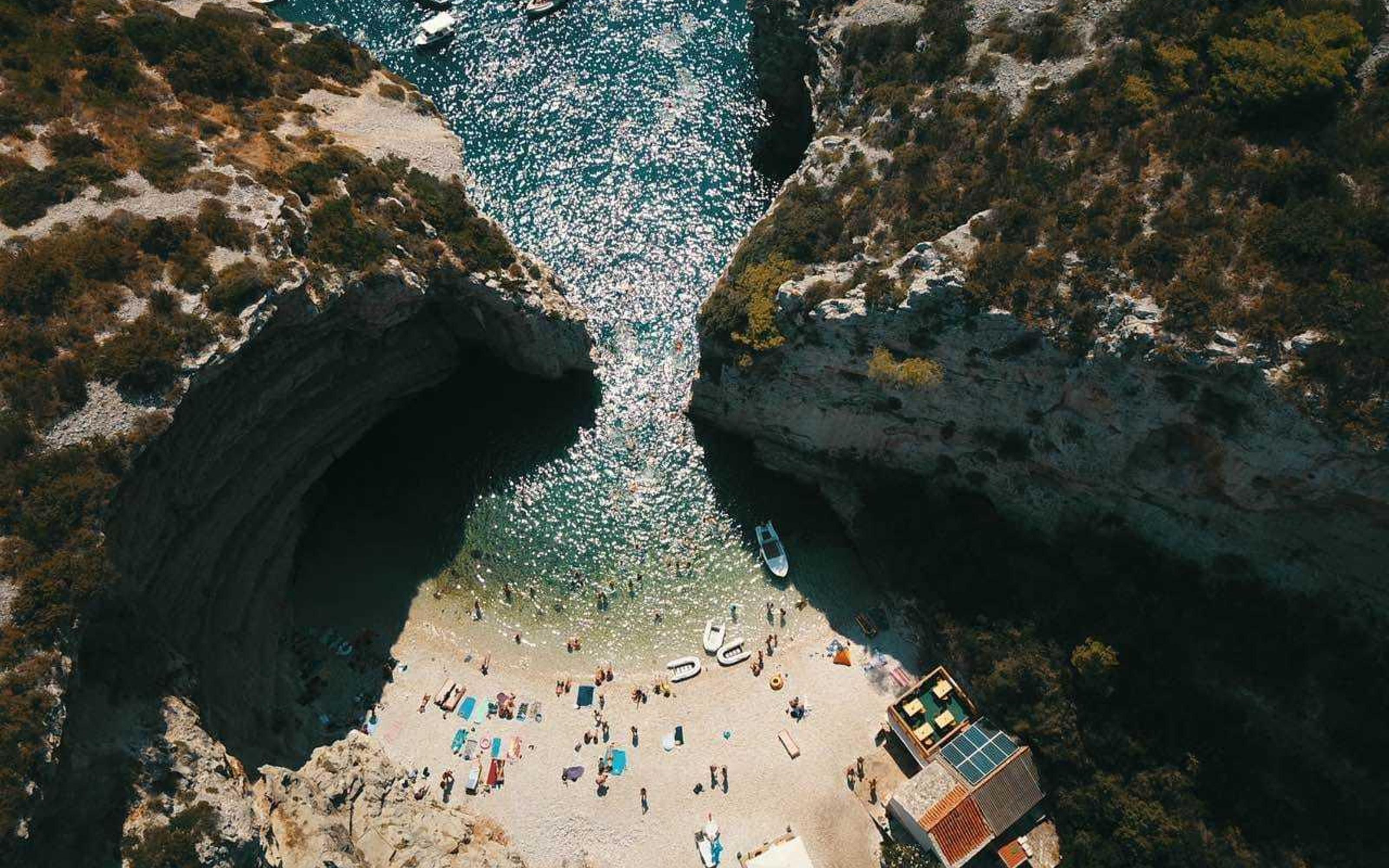 Hvar: Private Blue Cave and Vis Speedboat Tour - 2026 (Verified Reviews)